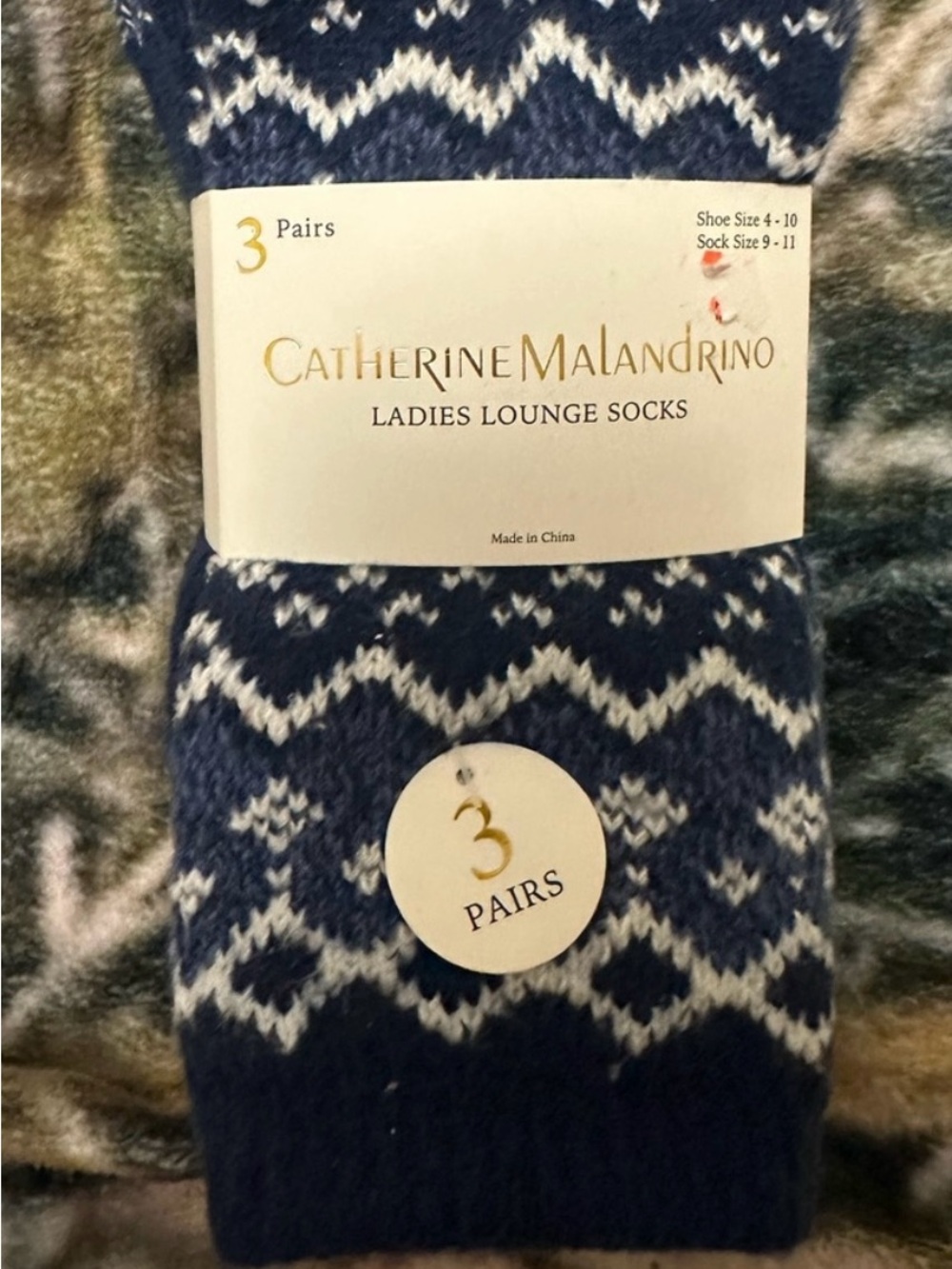 Giveaway. Catherine Malandrino Navy & White Fair Isle Lounge Socks (3 Pairs) - Picture 2 of 4